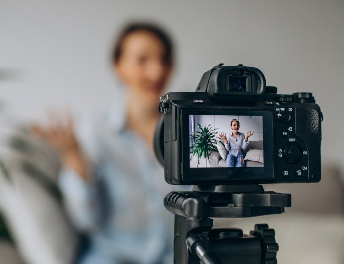 Vlogging: The Dark Side of Video Blogging Revealed